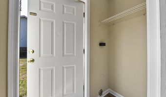 1984 MARY St, Atlantic Beach, FL 32233