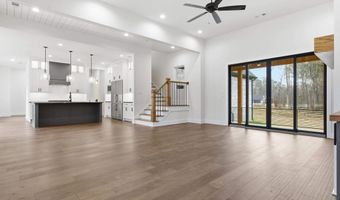 3076 Avilla Manor Trl, Alexander, AR 72002