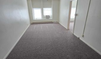 105 N 4th St, Beatrice, NE 68310