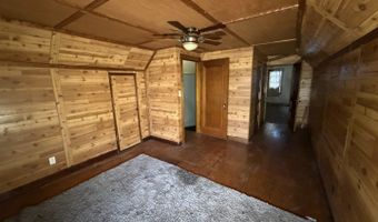 140 S 4th St, Albion, IL 62806