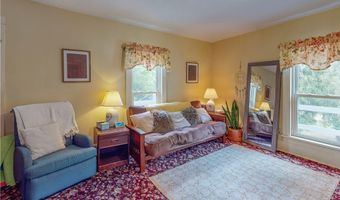 5696 Steubenville Rd SE, Amsterdam, OH 43903