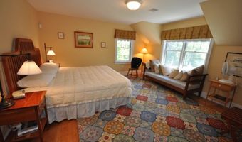 118 Woodlands Rd, Alton, NH 03810
