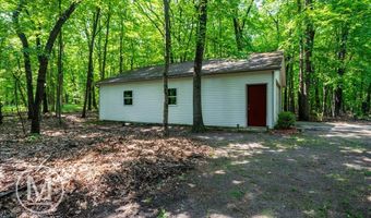 9057 Vergennes St SE, Ada, MI 49301