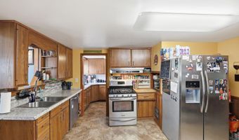 331 W 2nd St, Auburn, IN 46706