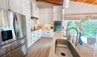 47-386 Lulani St B, Kaneohe, HI 96744