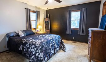 5 Autumn Rd, Arkansas City, KS 67005