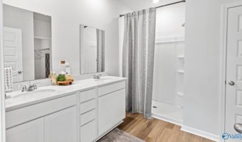 1272 Eidson St, Athens, AL 35611