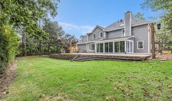 1802 Hedge Sparrow Ct NE, Roswell, GA 30075