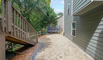 633 Wexford Ct, Acworth, GA 30102