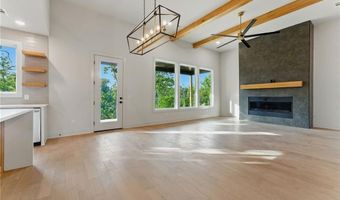 23 Kirkwall Ln, Bella Vista, AR 72715