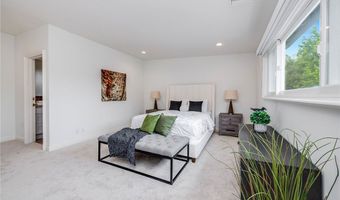 4820 Encino Ter, Encino, CA 91316