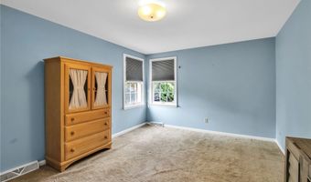 150 Brandywine Dr, Amherst, NY 14221