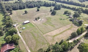 2053 CR 4314, De Kalb, TX 75559