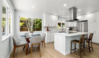517 Sumner Ave, Aptos, CA 95003