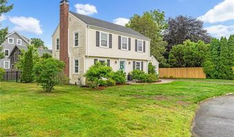 25 Marshall Way, East Providence, RI 02916