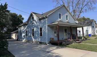 208 E CALUMET St, Appleton, WI 54915