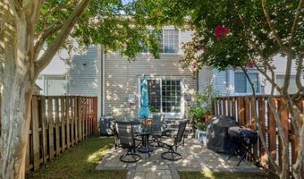 6575 OLD CARRIAGE Dr, Alexandria, VA 22315