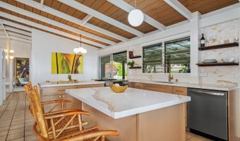 2342 Ahapule St, Pearl City, HI 96782