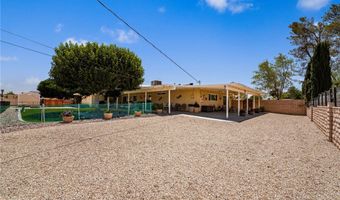 19082 Tecumseh Rd, Apple Valley, CA 92307