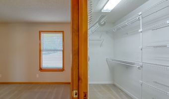 112 River Oaks Dr, Bainbridge, GA 39819