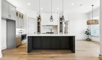 108 Gibson Ln, Weatherford, TX 76087