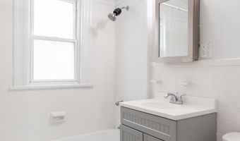 154 Rose St, Bridgeport, CT 06610