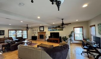 208 MONTCLAIR Ct, Hagerstown, MD 21742