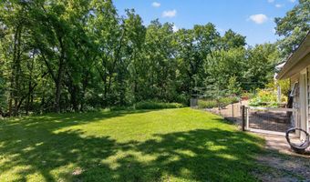 2706 Meadow Glen Rd, Ames, IA 50014