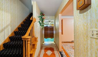 270 Benton St, Austintown, OH 44515
