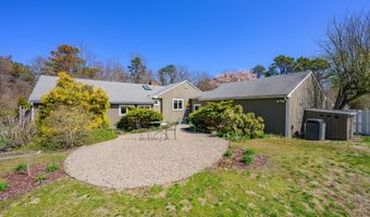 55 Tonela Ln, Barnstable, MA 02630