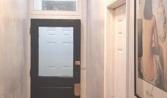 2635 N CALVERT St, Baltimore, MD 21218