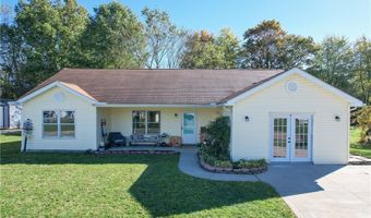 1454 Hillcrest Dr, Atwater, OH 44201