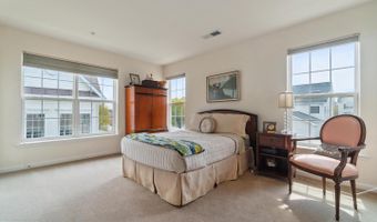 2326 CAMPUS Way N, Bowie, MD 20721