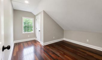 690 Collingwood Ave, Columbus, OH 43213