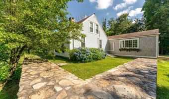 99 Highview Ave, Hopkinton, RI 02832