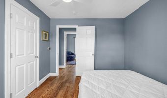 174 Rolling Meadow Dr, Bangor, ME 04401