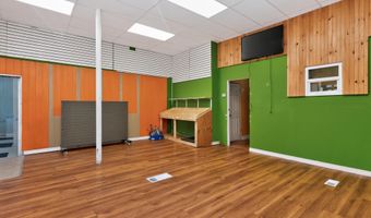 41 Chestnut St, Amsterdam, NY 12010