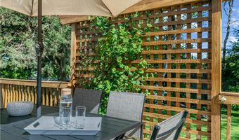 46 Steamboat St, Jamestown, RI 02835