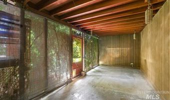 560 Oakley Ave, Burley, ID 83318
