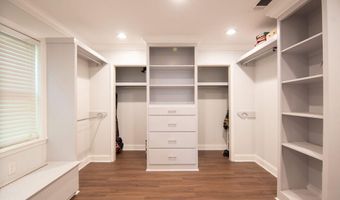 60 Summit Ridge Dr, Brandon, MS 39042