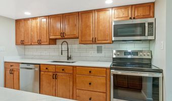 7501 DEMOCRACY Blvd 414, Bethesda, MD 20817