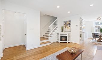4608 36TH St S, Arlington, VA 22206