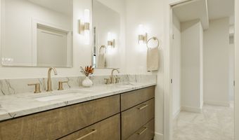 4094 Chapel Hill Ct, Bargersville, IN 46106