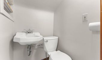 8464 Becker Ave, Allen Park, MI 48101