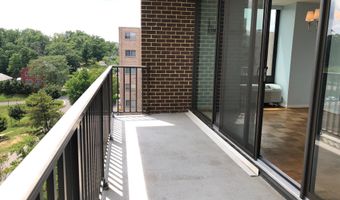 1510 12TH St N Ph5, Arlington, VA 22209