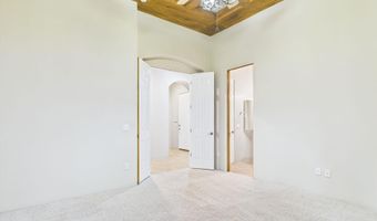 2718 E HORSESHOE Pl, Chandler, AZ 85249