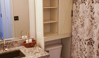 2323 E PEACH TREE Dr, Chandler, AZ 85249