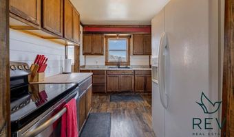 15 Arrowhead Dr, Cody, WY 82414