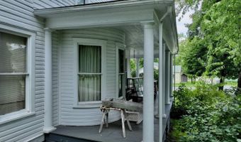192 Clay St, Alderson, WV 24910