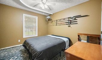 108 Kenton Dr, Bardstown, KY 40004